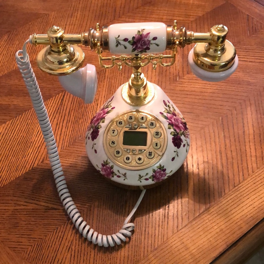 Floral Corded Princess Telephone